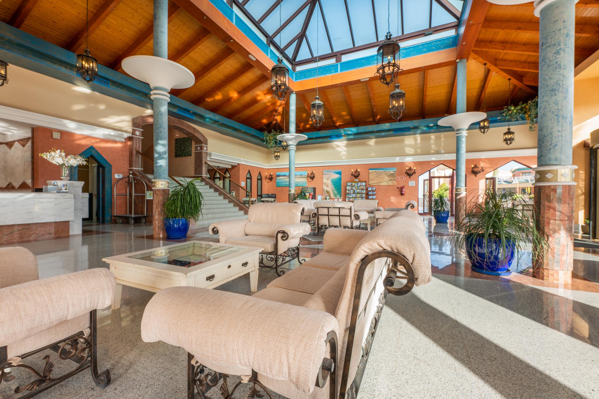 Hotel Esmeralda Maris By Livvo Коста Калма Экстерьер фото